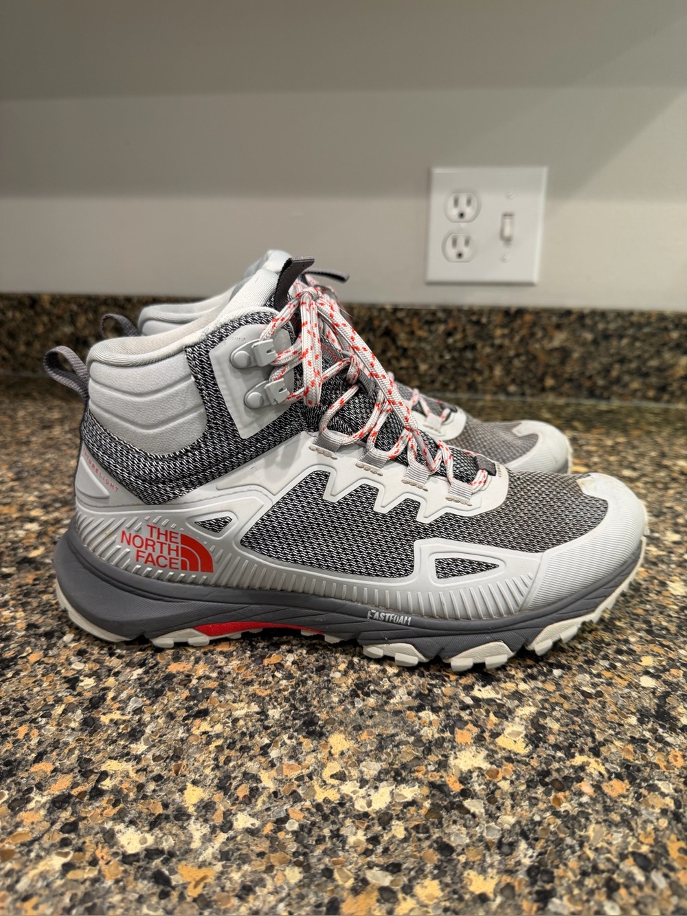 The North Face ladies ultra fastpack size 9.5 Gray High-Top Trail Hiking boots